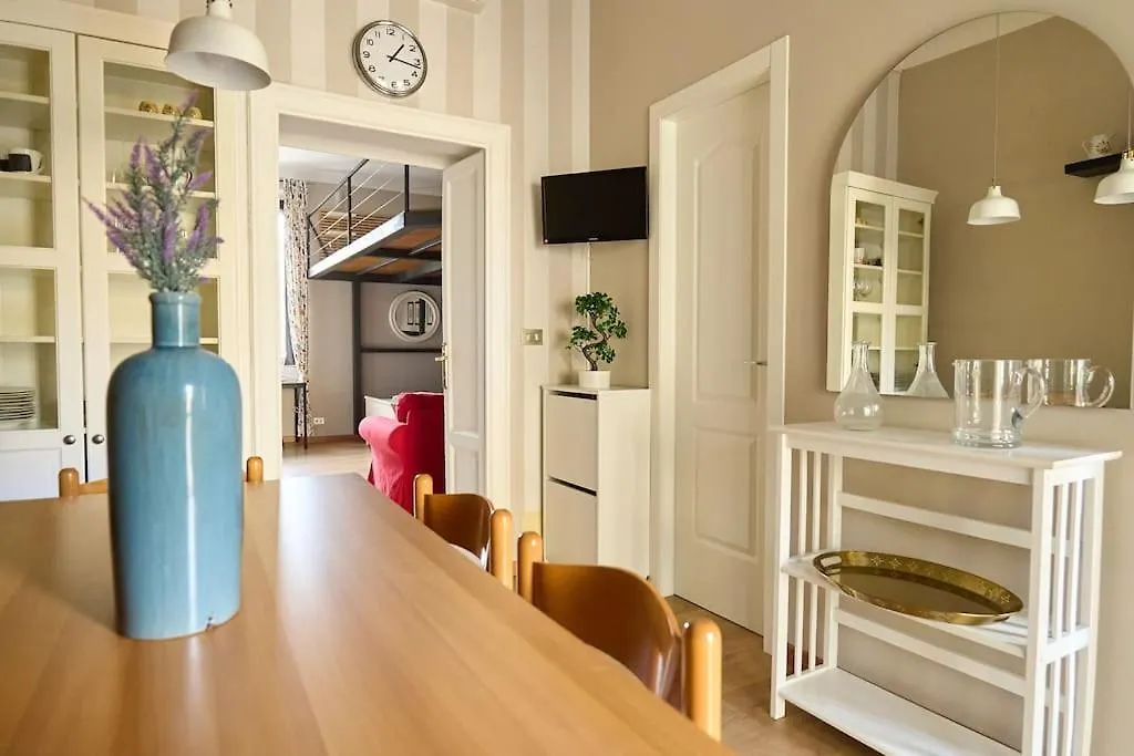 Modern Apartment - Near Isola Distric And Centrale Milan